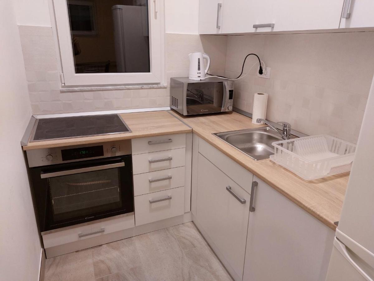 Jez Apartment